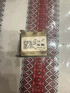 S 2 Basler Electric BE332640GEK Transformer 208/240V 24V